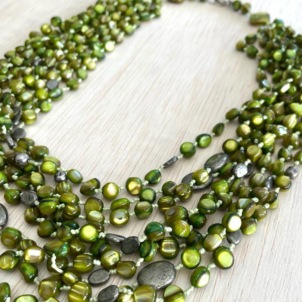 Silpada green mother of pearl and pyrite graduated 8-strand necklace N1814. - Picture 2 of 4